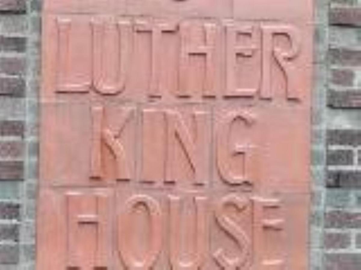 Luther King House Манчестер Экстерьер фото